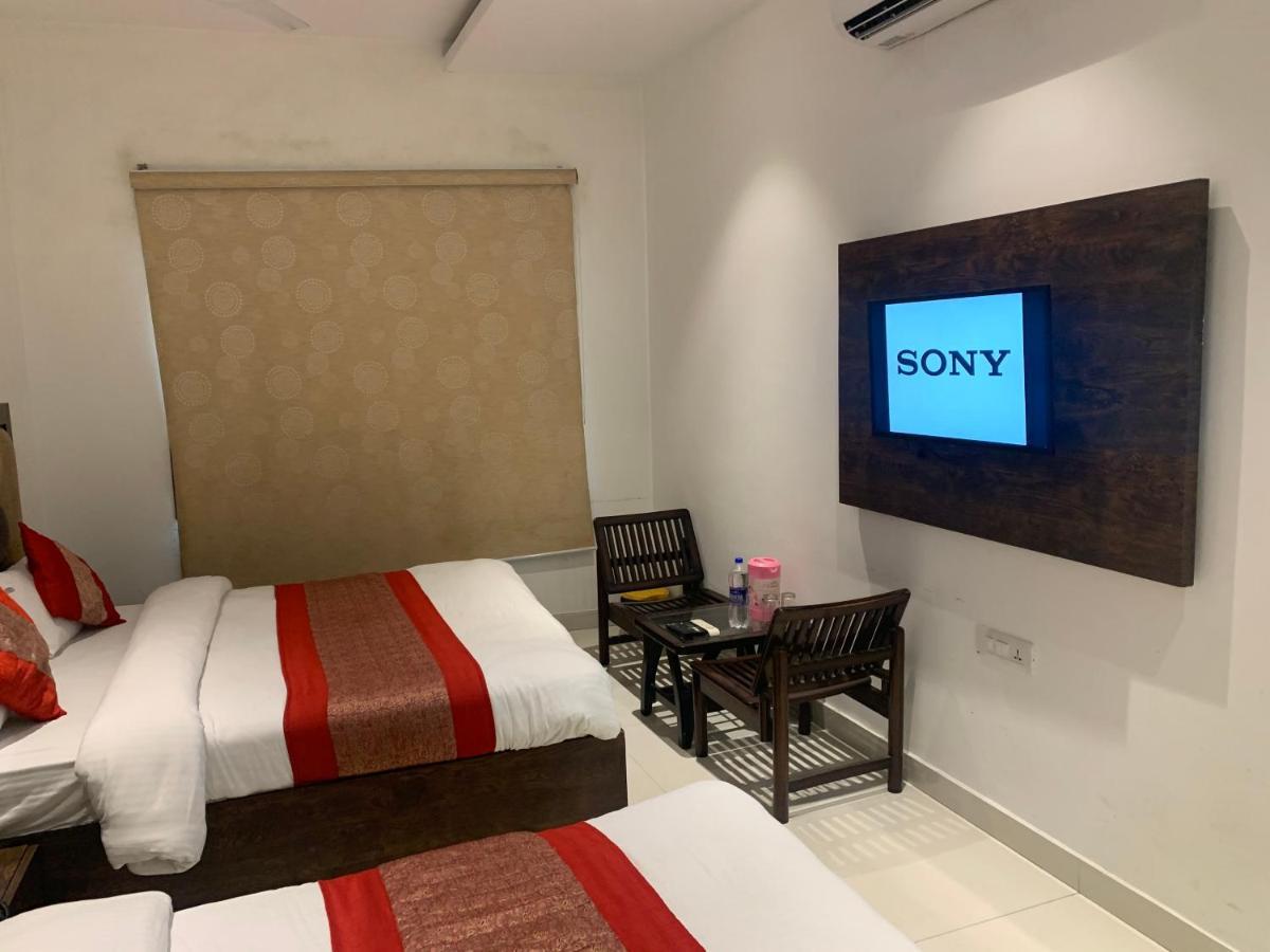 أمريتسار Hotel Sb Residency المظهر الخارجي الصورة