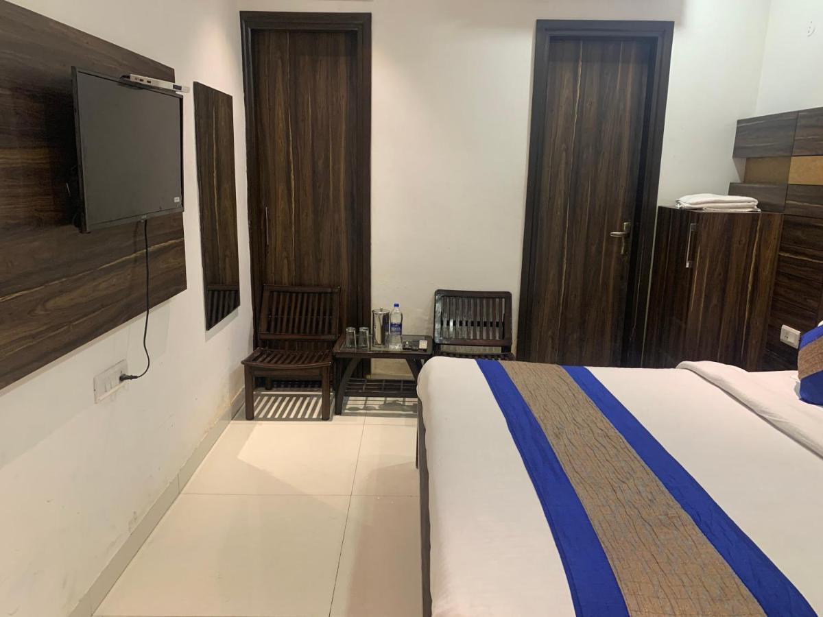 أمريتسار Hotel Sb Residency المظهر الخارجي الصورة