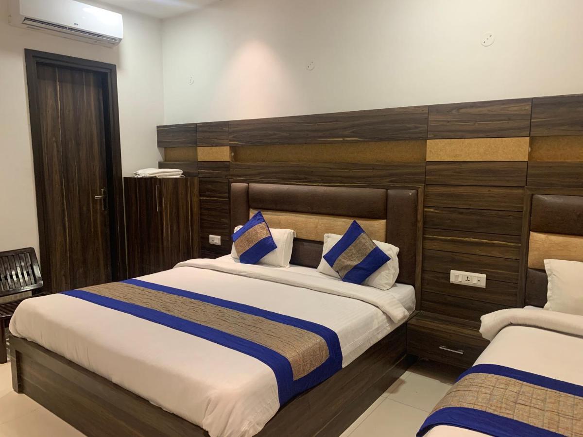 أمريتسار Hotel Sb Residency المظهر الخارجي الصورة